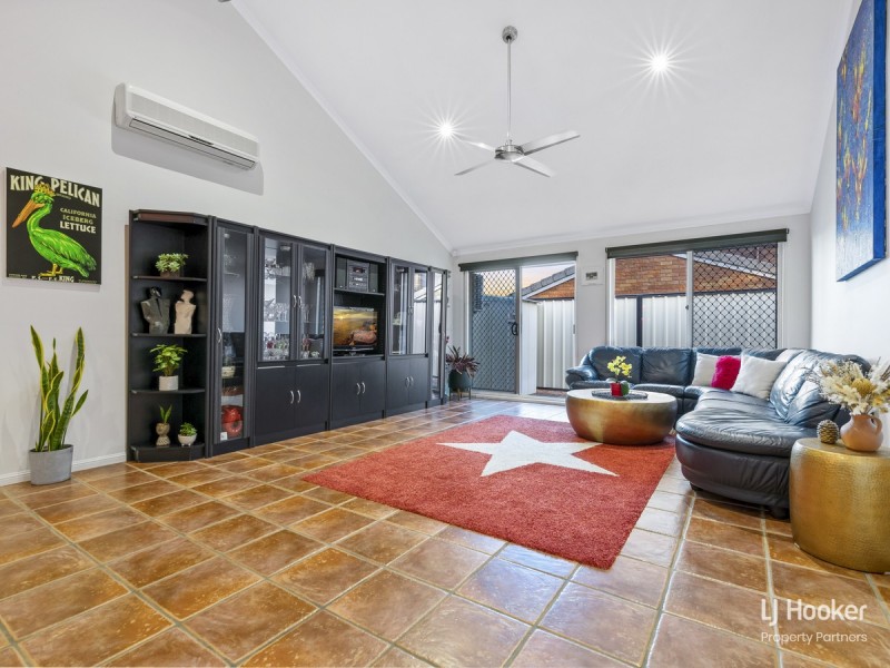 12 Galliano Court, Calamvale QLD 4116