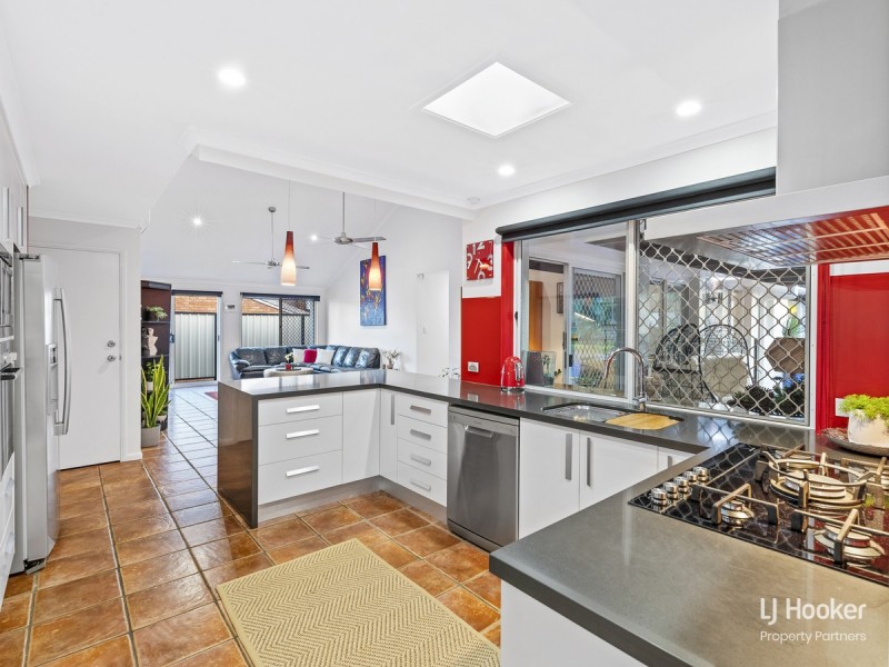 12 Galliano Court, Calamvale QLD 4116