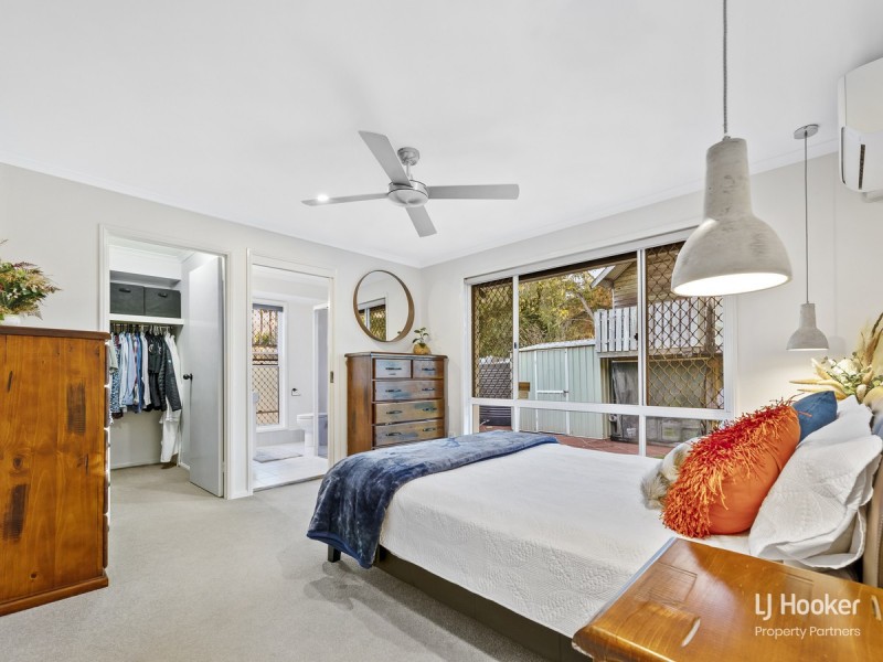 12 Galliano Court, Calamvale QLD 4116