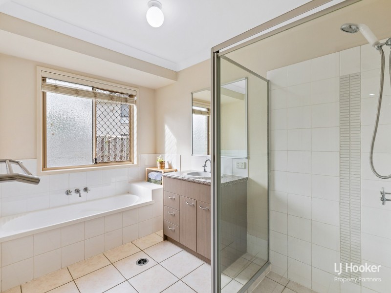 15 Pebbles Court, Berrinba QLD 4117