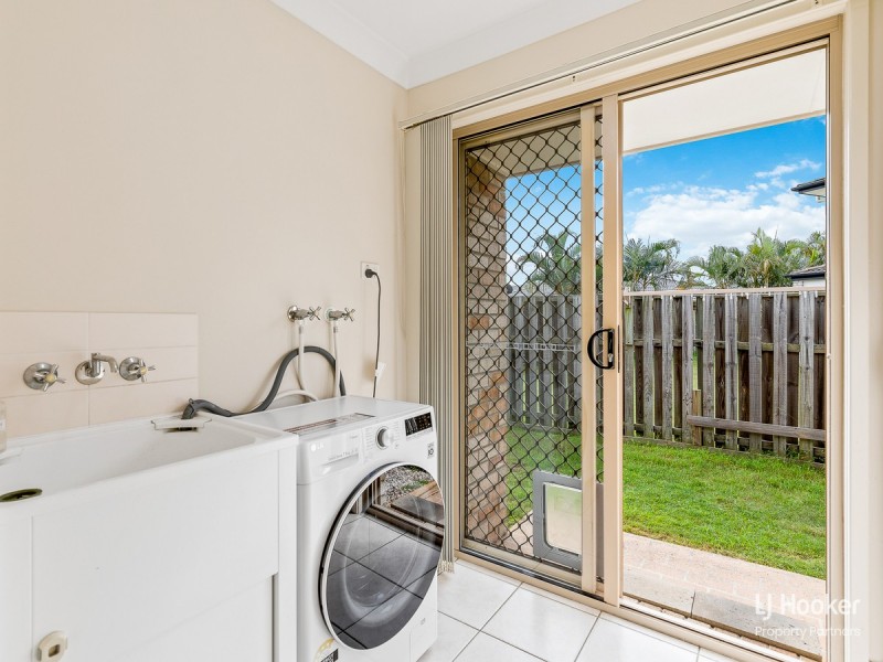 15 Pebbles Court, Berrinba QLD 4117