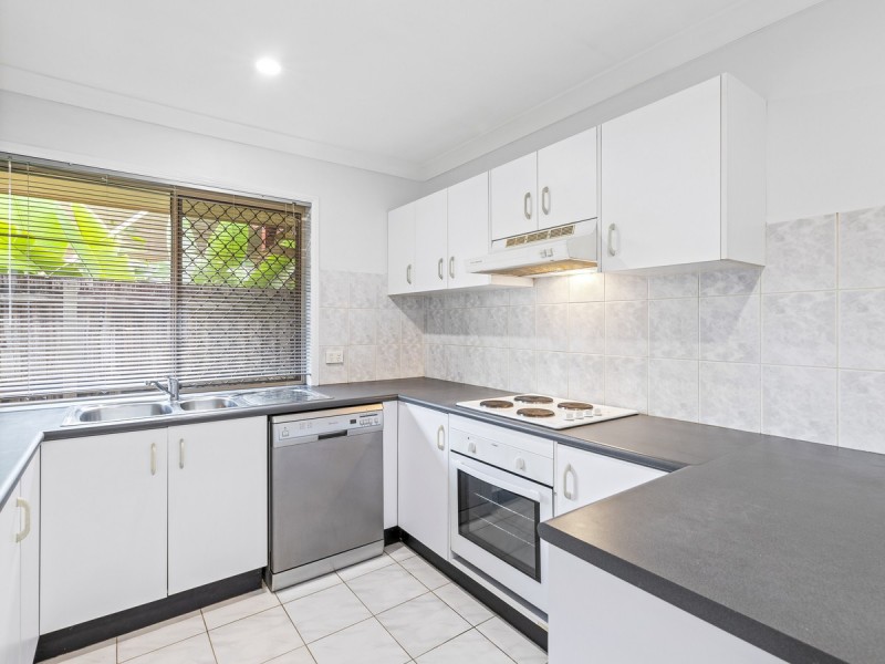 18 Cowper Place, Coopers Plains QLD 4108