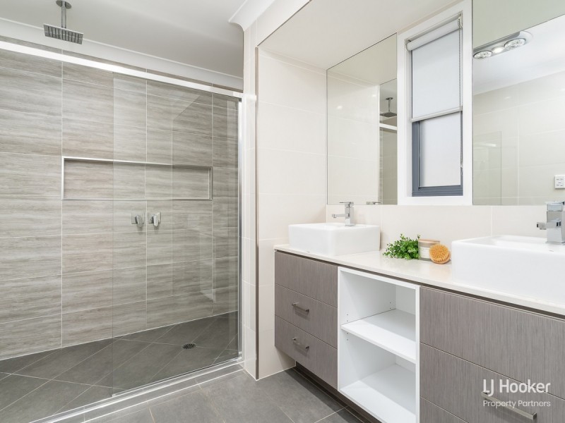 1 Parkway Street, Kuraby QLD 4112