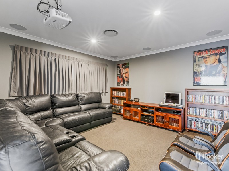 88 Linacre Crescent, Carindale QLD 4152