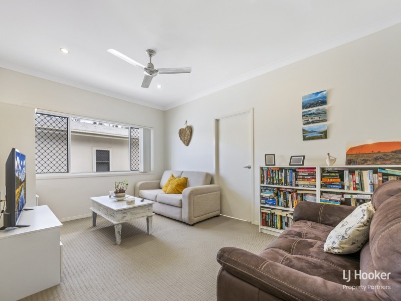 27 Diligent Place, Runcorn QLD 4113