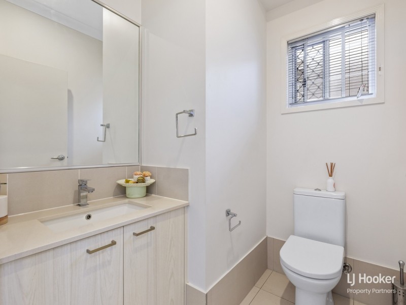 27 Diligent Place, Runcorn QLD 4113