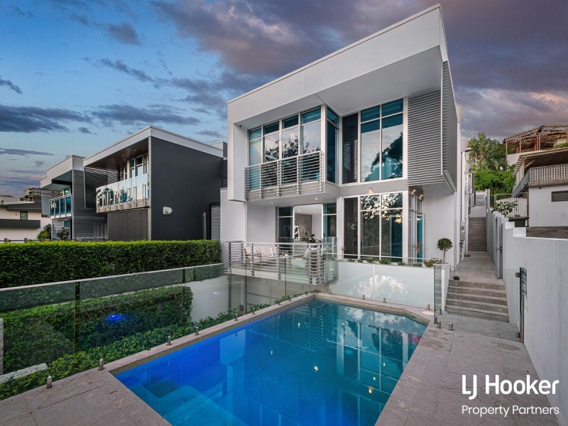 37 Derby Street, Highgate Hill QLD 4101