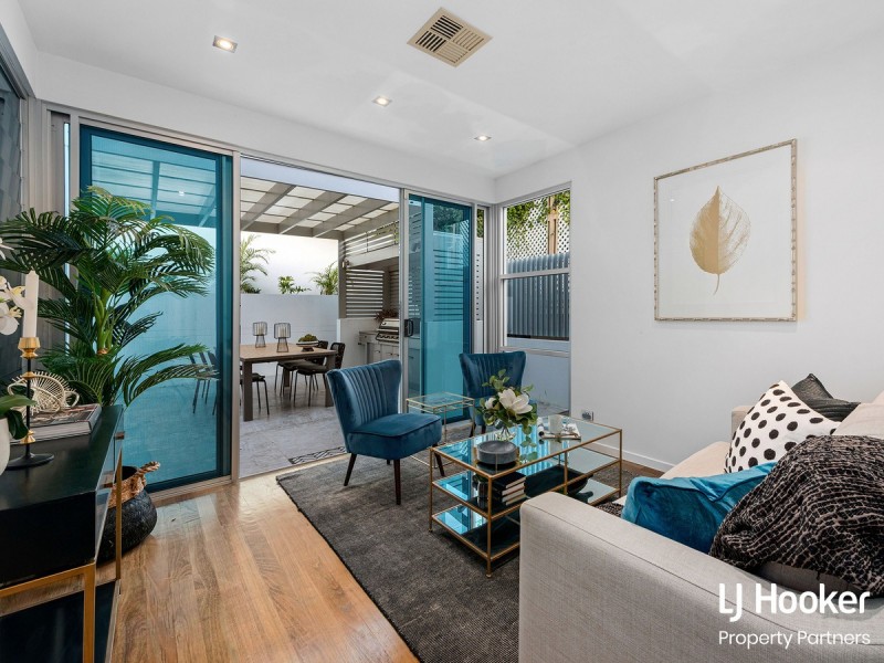 37 Derby Street, Highgate Hill QLD 4101