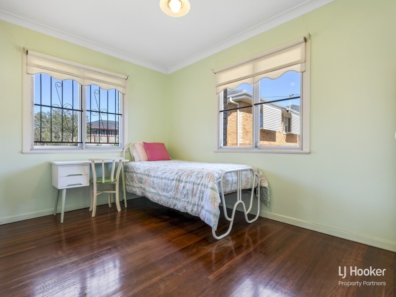 8 Taroom Street, Wishart QLD 4122