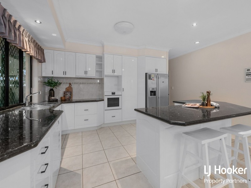 61 Berkshire Crescent, Wishart QLD 4122