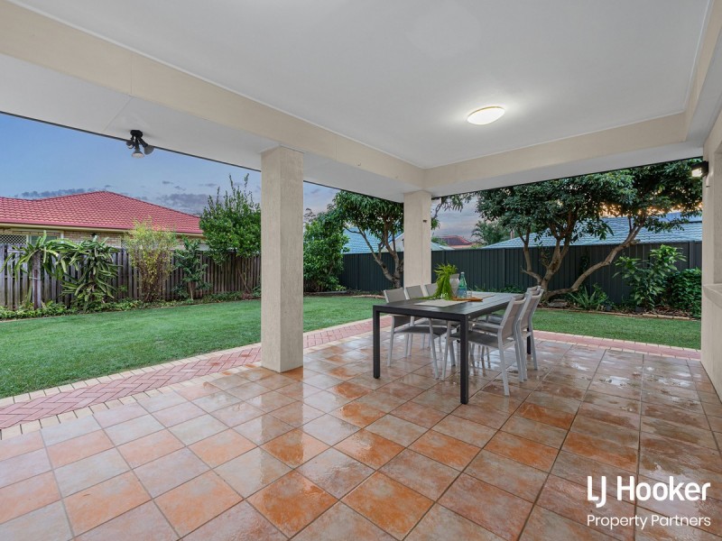 61 Berkshire Crescent, Wishart QLD 4122