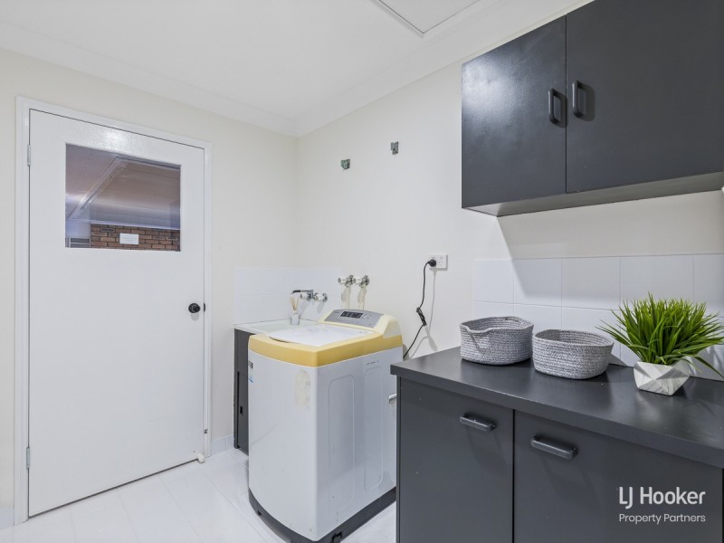 9 McKinley Court, Stretton QLD 4116