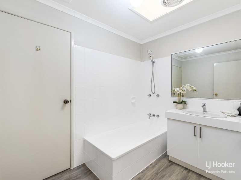 1/5 Pasley Street, Wishart QLD 4122