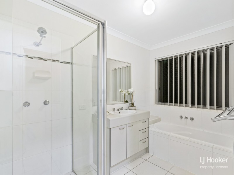 39 Paul Drive, Regents Park QLD 4118