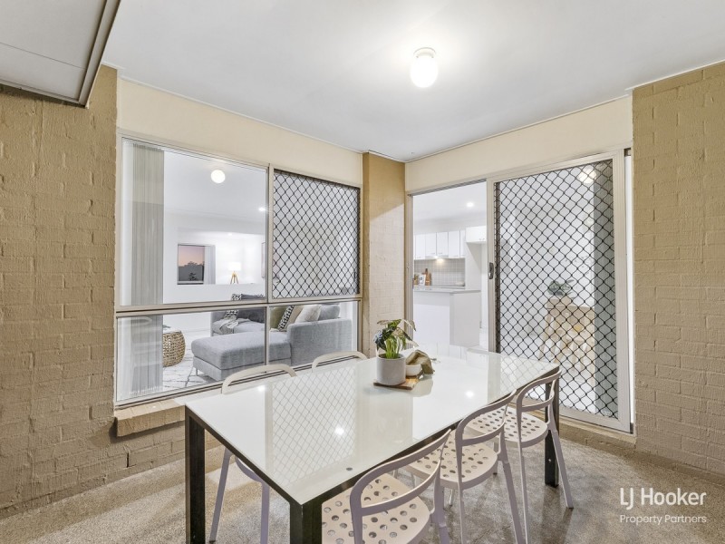 39 Paul Drive, Regents Park QLD 4118