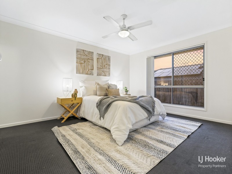 39 Paul Drive, Regents Park QLD 4118