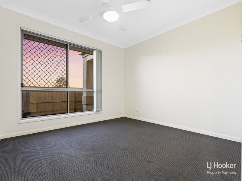 39 Paul Drive, Regents Park QLD 4118