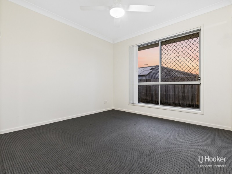 39 Paul Drive, Regents Park QLD 4118