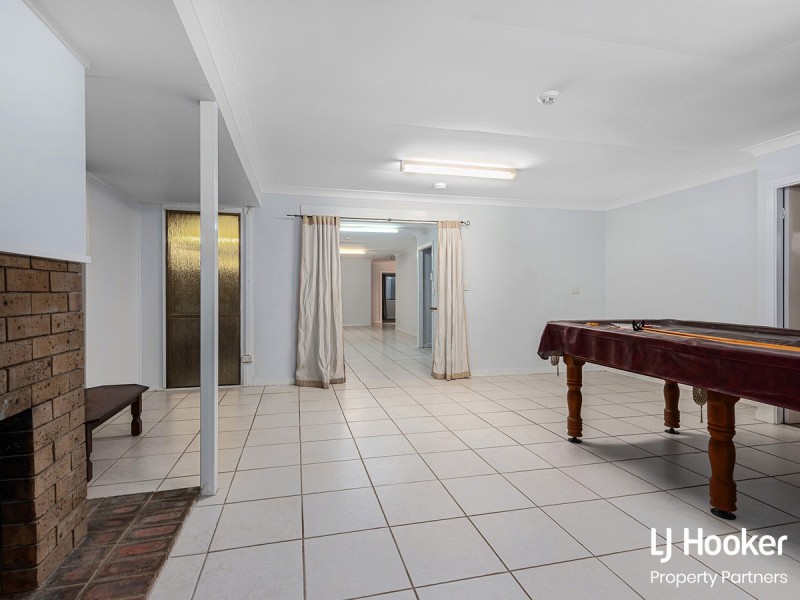 17 Bywater Street, Hillcrest QLD 4118