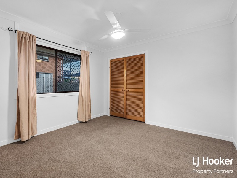 17 Bywater Street, Hillcrest QLD 4118