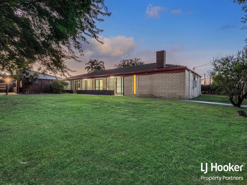 17 Bywater Street, Hillcrest QLD 4118