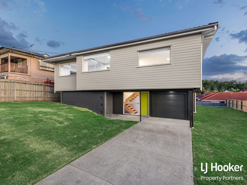 56 Milanion Crescent, Carindale QLD 4152