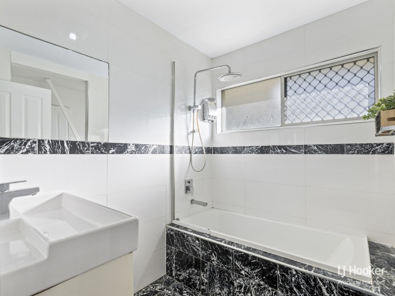 14 Royal Parade, Slacks Creek QLD 4127