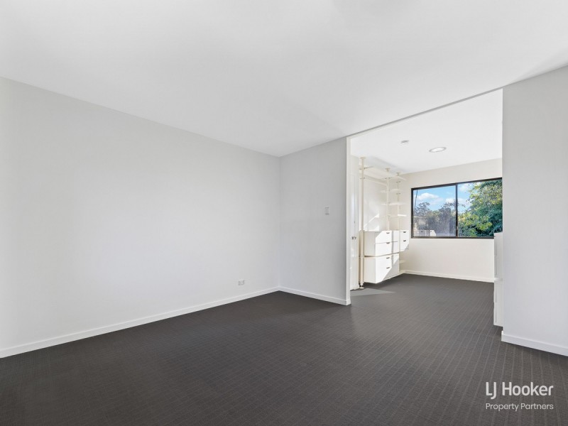 14 Royal Parade, Slacks Creek QLD 4127