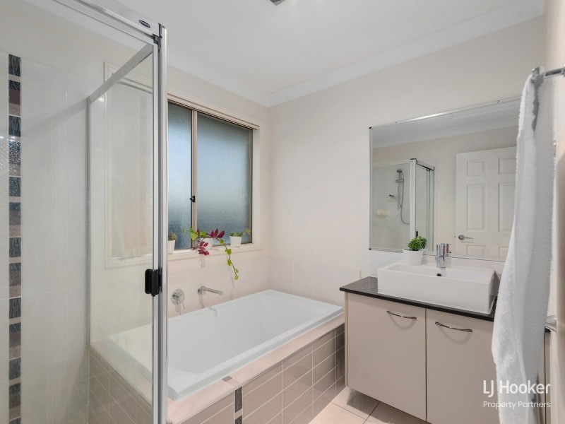 9 Rolfe Circuit, Underwood QLD 4119