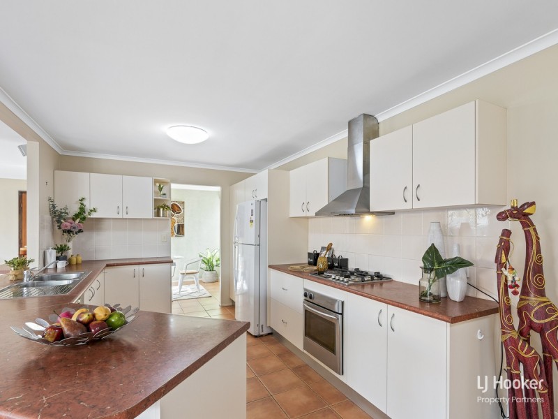 16 Saville Street, Eight Mile Plains QLD 4113