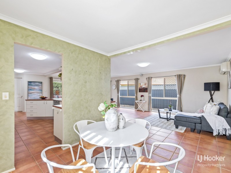 16 Saville Street, Eight Mile Plains QLD 4113