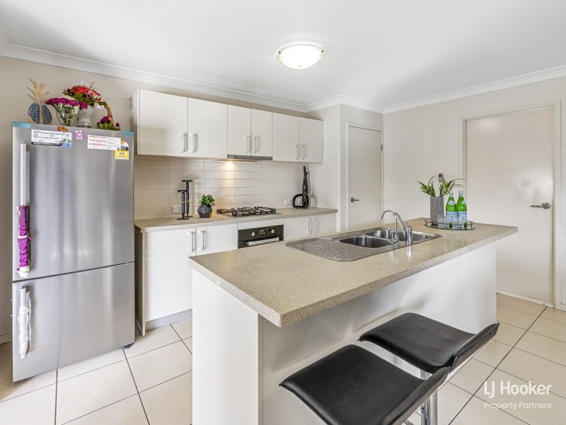 2/28 Menser Street, Calamvale QLD 4116