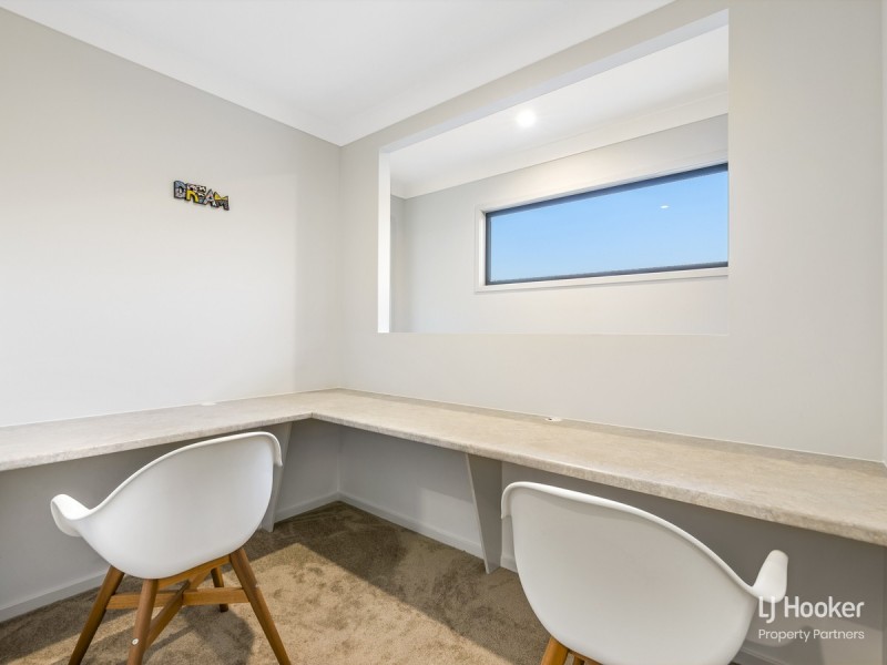 7 Atlantic Place, Pallara QLD 4110