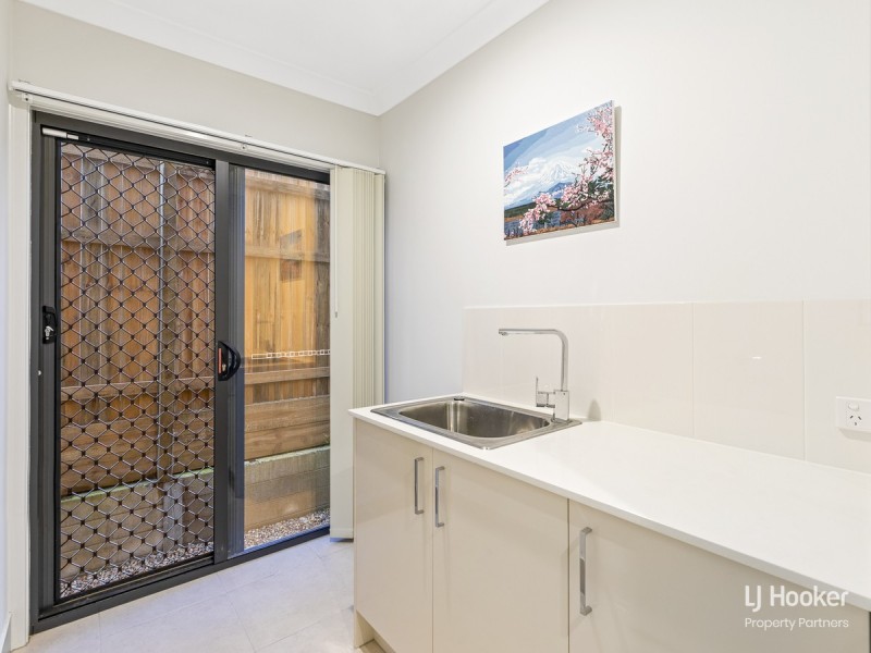 7 Atlantic Place, Pallara QLD 4110