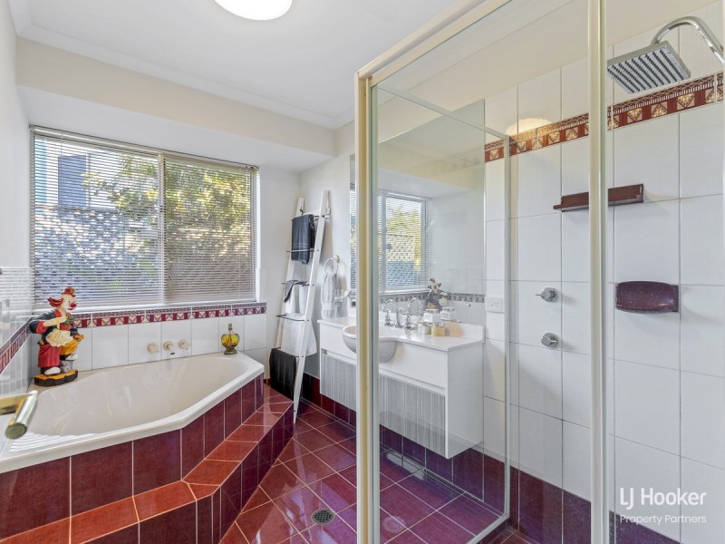 23 Carnation Crescent, Calamvale QLD 4116