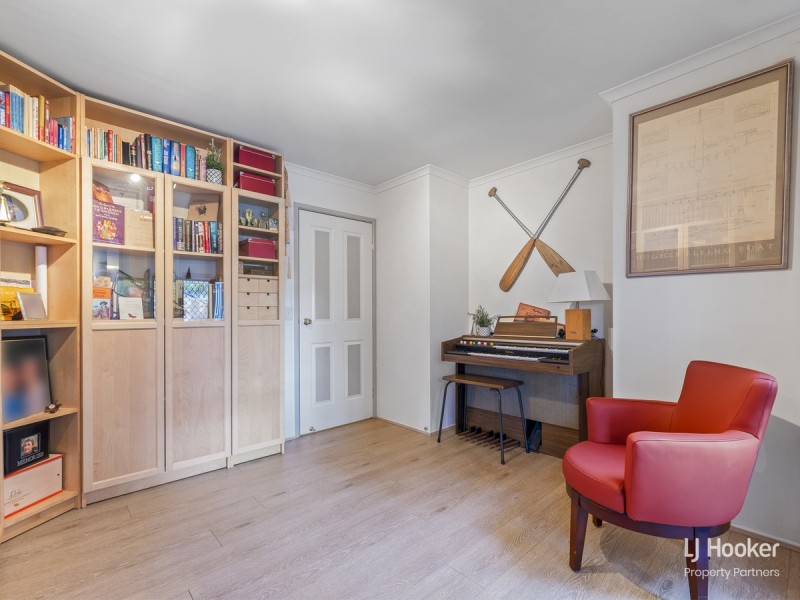 23 Carnation Crescent, Calamvale QLD 4116