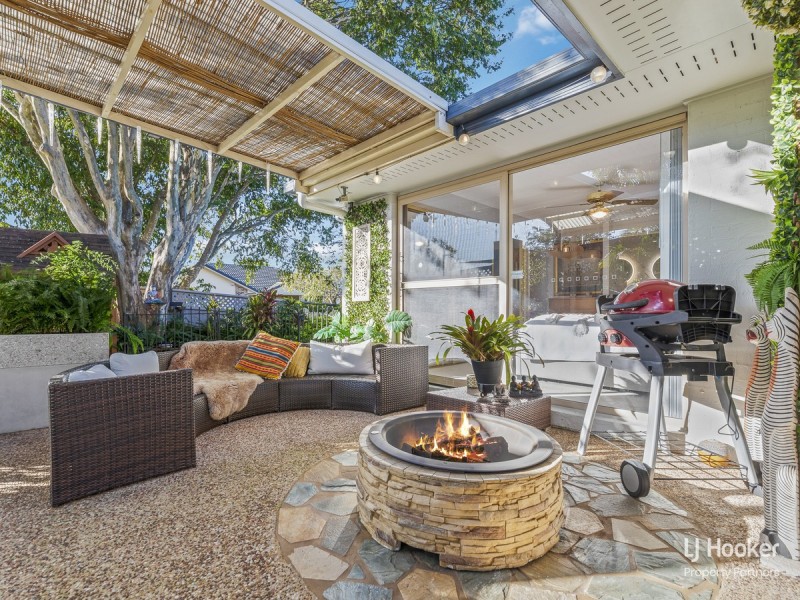 23 Carnation Crescent, Calamvale QLD 4116