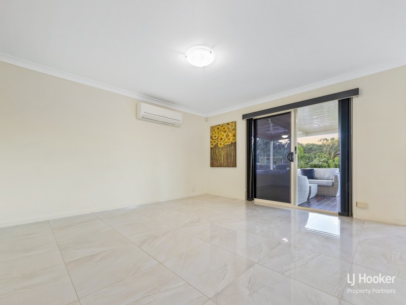 32 Lancaster Circuit, Stretton QLD 4116