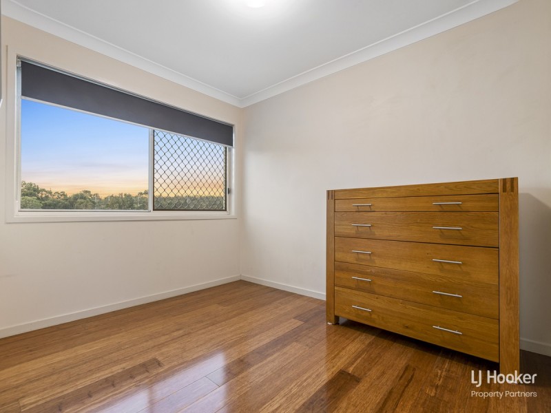 32 Lancaster Circuit, Stretton QLD 4116