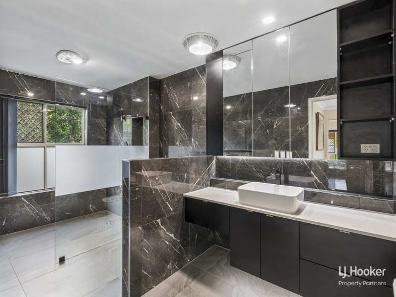 32 Lancaster Circuit, Stretton QLD 4116