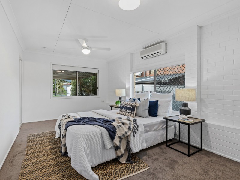 25 Honeysuckle Street, Mansfield QLD 4122