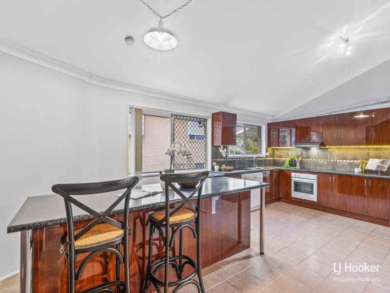 24 Copenhagen Street, Wishart QLD 4122