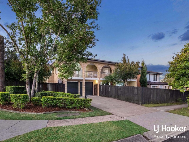 8 Fulton Street, Wishart QLD 4122