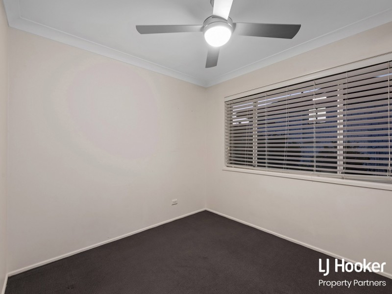 8 Fulton Street, Wishart QLD 4122