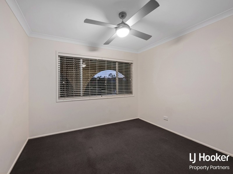 8 Fulton Street, Wishart QLD 4122