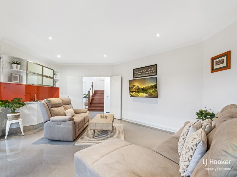 60 Spinnaker Circuit, Redland Bay QLD 4165