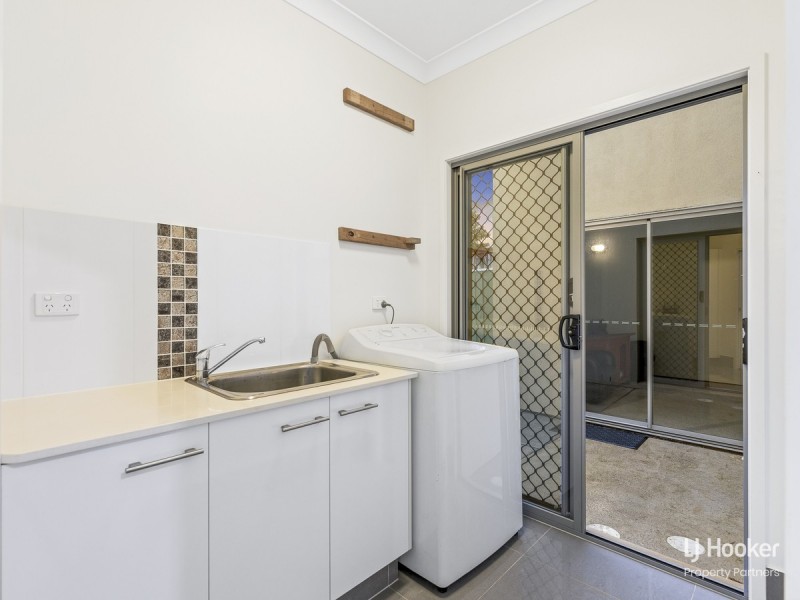 60 Spinnaker Circuit, Redland Bay QLD 4165