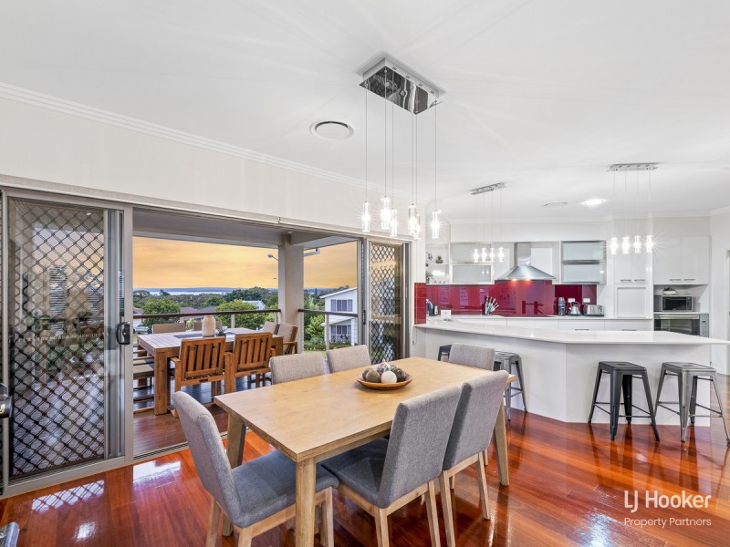 60 Spinnaker Circuit, Redland Bay QLD 4165
