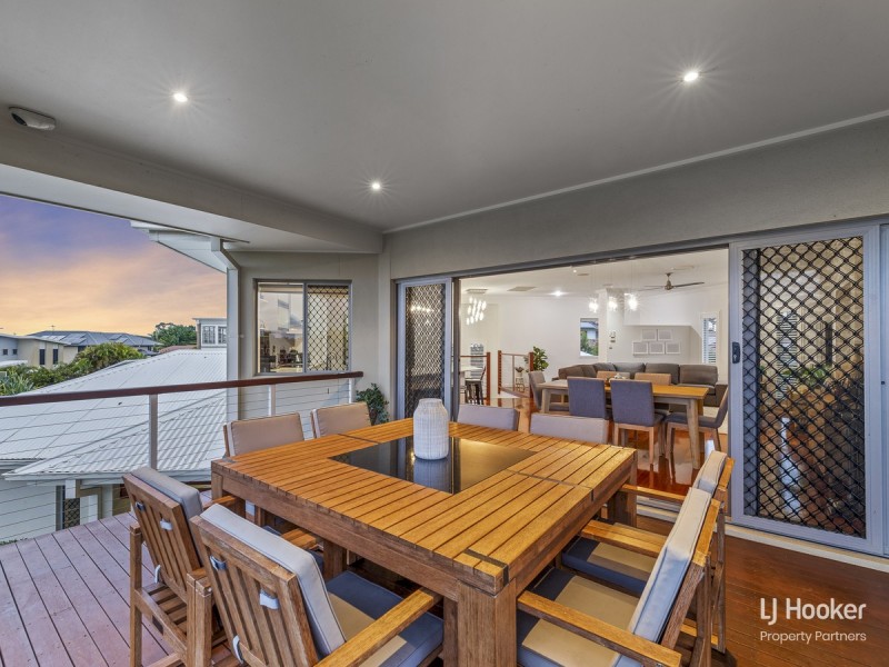 60 Spinnaker Circuit, Redland Bay QLD 4165