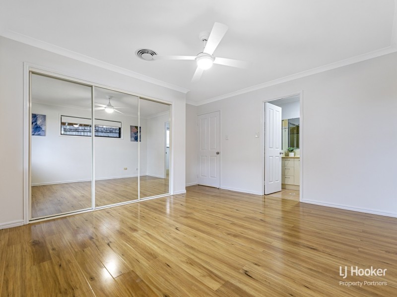 2/8 Honeysuckle Way, Calamvale QLD 4116